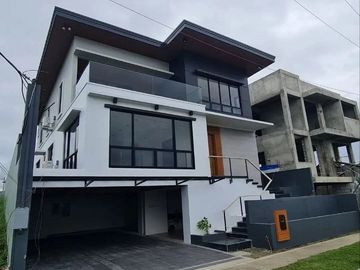 FOR SALE: 5-Bedroom House in Mondia Nuvali, Santa Rosa City, Laguna