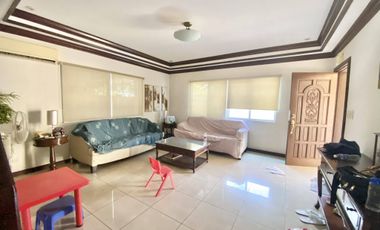 FOR SALE:  2 Storey house & lot - Parkwood executive green village