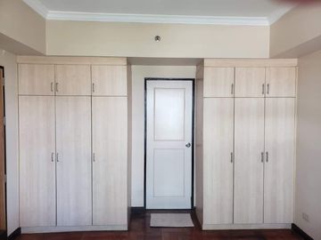 Clean Title 2BR with Parking FOR SALE at Bay Garden Club and Residences Pasay