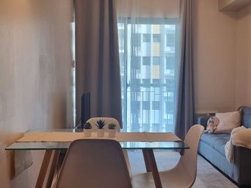 RFO 1BR with Balcony & Parking FOR SALE at Bay Garden Club and Residences Pasay