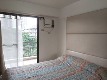 Furnished 2-Bedroom Unit at Royal Palm, Taguig City For Sale