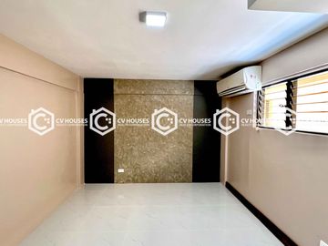 Bungalow 5 Bedrooms House & Lot for Sale with Basement -011