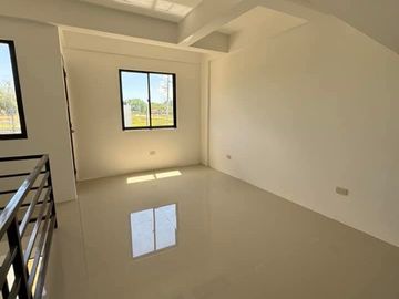 House and Lot - Single Attached Santo Tomas Batangas