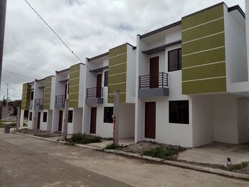 House and Lot - Single Attached Santo Tomas Batangas