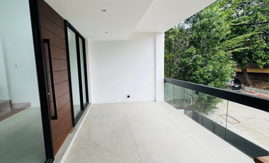 406sqm Brand New House and Lot with 4Br and Parking FOR SALE in White Plains, QC