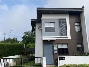 For Sale 3-Bedrooms House Along Tagaytay Nasugbu Hi-Way