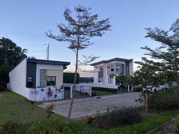 For Sale 3-Bedrooms House Along Tagaytay Nasugbu Hi-Way