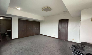 114.98sqm The Address at Wack Wack Condo W/ 3Br and Parking FOR SALE in Manda