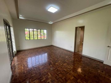 Filinvest QC: Spacious 5BR Pool Home in Gated Community - Gio