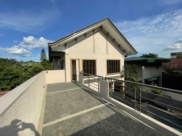 Filinvest QC: Spacious 5BR Pool Home in Gated Community - Gio