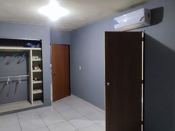 SE VENDE casa totalmente ampliada en El Campanario Mexicali