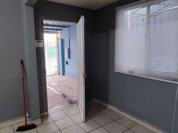 SE VENDE casa totalmente ampliada en El Campanario Mexicali