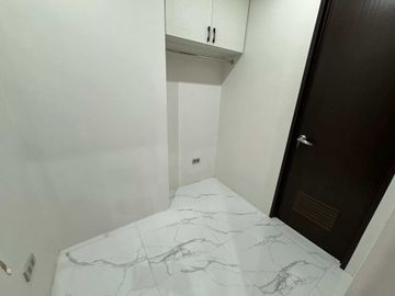 Enough Room for Everyone – Spacious QC Townhouse in Northview Subd. -Keziah