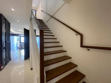 Live Grand in Don Antonio Heights – 3-Storey Home with Maid’s Room - Gio