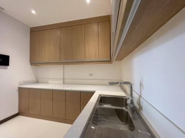 Live Grand in Don Antonio Heights – 3-Storey Home with Maid’s Room - Gio