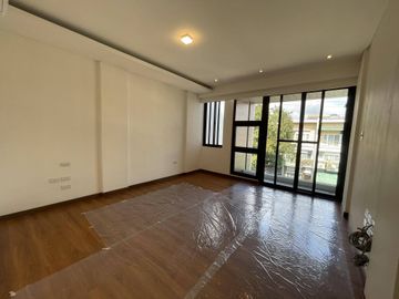 Live Grand in Don Antonio Heights – 3-Storey Home with Maid’s Room - Gio
