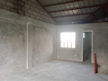 Ready for occupancy Townhouses in Emerald Residences Sahud UlanTanza, Cavite