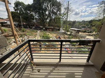 Serene modern house FOR SALE in Amparo Caloocan City