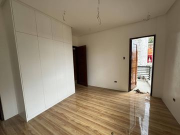 Serene modern house FOR SALE in Amparo Caloocan City