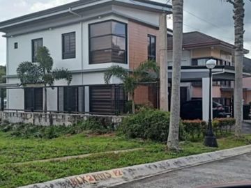 Fully Furnished Brand New House in Palm Crest, Tagaytay for SALE! 248 sqm at 17M
