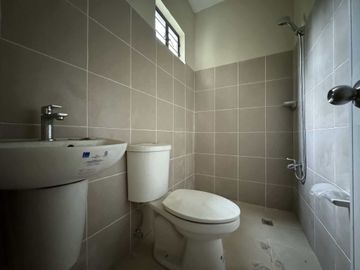 Live Near Schools & Malls – RFO Home in West Fairview, Quezon City - Keziah