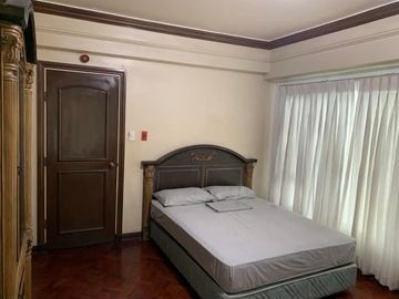 2 bedroom for sale in Park Tower with rent income, Cebu Business Park, Cebu