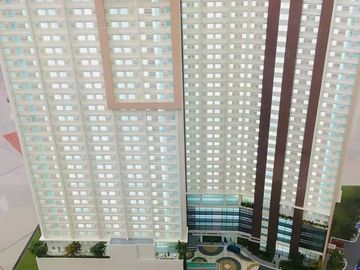 For Sale 1Bedroom Rent to Condo Own  30k/Mo at Covent Garden near LRT2 U BELT