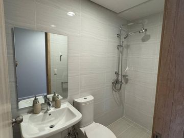 For Sale: Penthouse Unit in Pasig City - Ametrine at Portico by Alveo