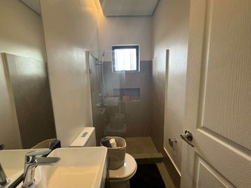 Invest in Green Living: 4-Bedroom Townhouse in Palmera Homes, Q.C -Keziah