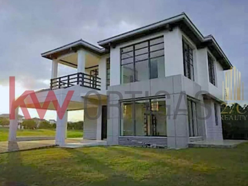 Japanese-Inspired Brand New Home in Tokyo Mansions, South Forbes – Php 30.82 M