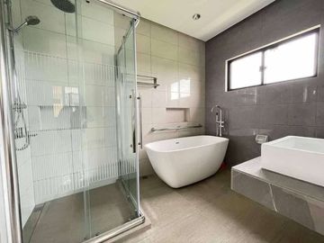 A place where everything is easily accessible,fully completed &ready to move-in
