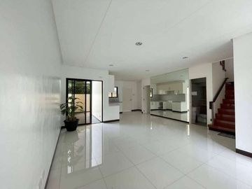 A place where everything is easily accessible,fully completed &ready to move-in