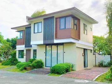Place Near Metro Manila l Tagaytay l SmCITY  Along the highway Cavite