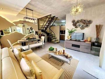 Place Near Metro Manila l Tagaytay l SmCITY  Along the highway Cavite