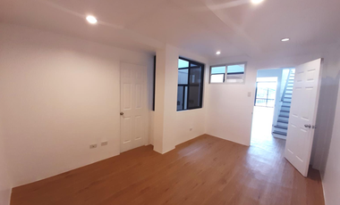 TOWNHOUSE FOR SALE IN LAS PIÑAS - DOÑA JOSEFA SUBD