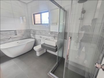 BRAND NEW SINGLE ATTACHED HOUSE AND LOT IN GRAND PARKPLACE ANABU IMUS