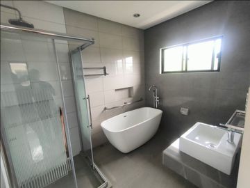 BRAND NEW SINGLE ATTACHED HOUSE AND LOT IN GRAND PARKPLACE ANABU IMUS