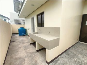 BRAND NEW SINGLE ATTACHED HOUSE AND LOT IN GRAND PARKPLACE ANABU IMUS