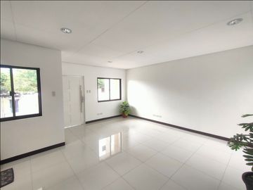 BRAND NEW SINGLE ATTACHED HOUSE AND LOT IN GRAND PARKPLACE ANABU IMUS