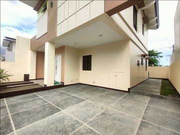 BRAND NEW SINGLE ATTACHED HOUSE AND LOT IN GRAND PARKPLACE ANABU IMUS