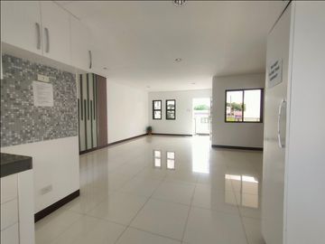 BRAND NEW SINGLE ATTACHED HOUSE AND LOT IN GRAND PARKPLACE ANABU IMUS