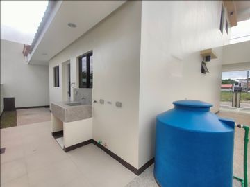 BRAND NEW SINGLE ATTACHED HOUSE AND LOT IN GRAND PARKPLACE ANABU IMUS