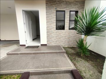 BRAND NEW SINGLE ATTACHED HOUSE AND LOT IN GRAND PARKPLACE ANABU IMUS