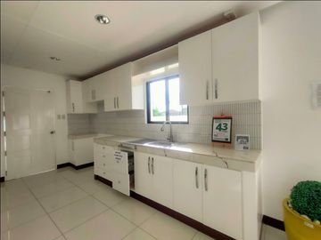 BRAND NEW SINGLE ATTACHED HOUSE AND LOT IN GRAND PARKPLACE ANABU IMUS