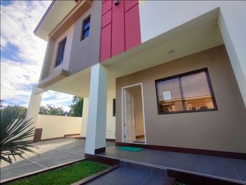 BRAND NEW SINGLE ATTACHED HOUSE AND LOT IN GRAND PARKPLACE ANABU IMUS