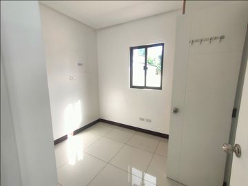 BRAND NEW SINGLE ATTACHED HOUSE AND LOT IN GRAND PARKPLACE ANABU IMUS