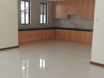 36M 2 Storey Residential House & Lot w/3CG For Sale in BF Homes Paranaque LSS