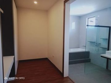 36M 2 Storey Residential House & Lot w/3CG For Sale in BF Homes Paranaque LSS