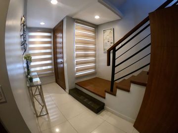 Congressional Avenue Townhouse For Sale - Gio