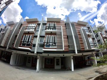 Congressional Avenue Townhouse For Sale - Gio